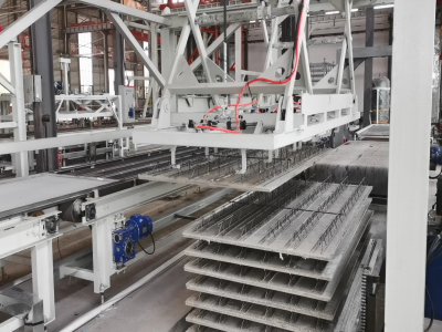 免拆底模鋼筋桁架樓承板設備廠家：天意機械免拆樓承板設備，推動建筑高效發(fā)展